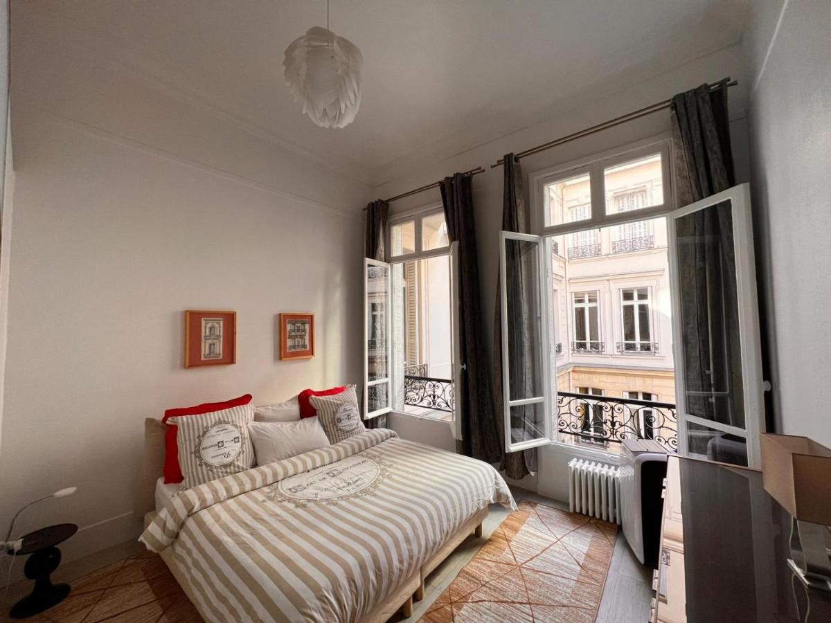 Luxury Apartment Champs-Elysees - Hala Paris Luaran gambar