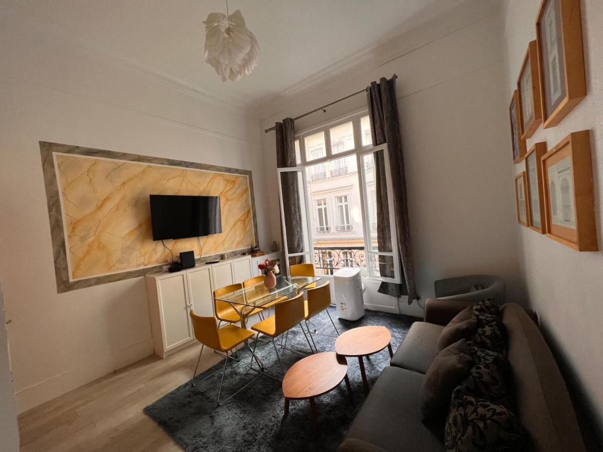 Luxury Apartment Champs-Elysees - Hala Paris Luaran gambar
